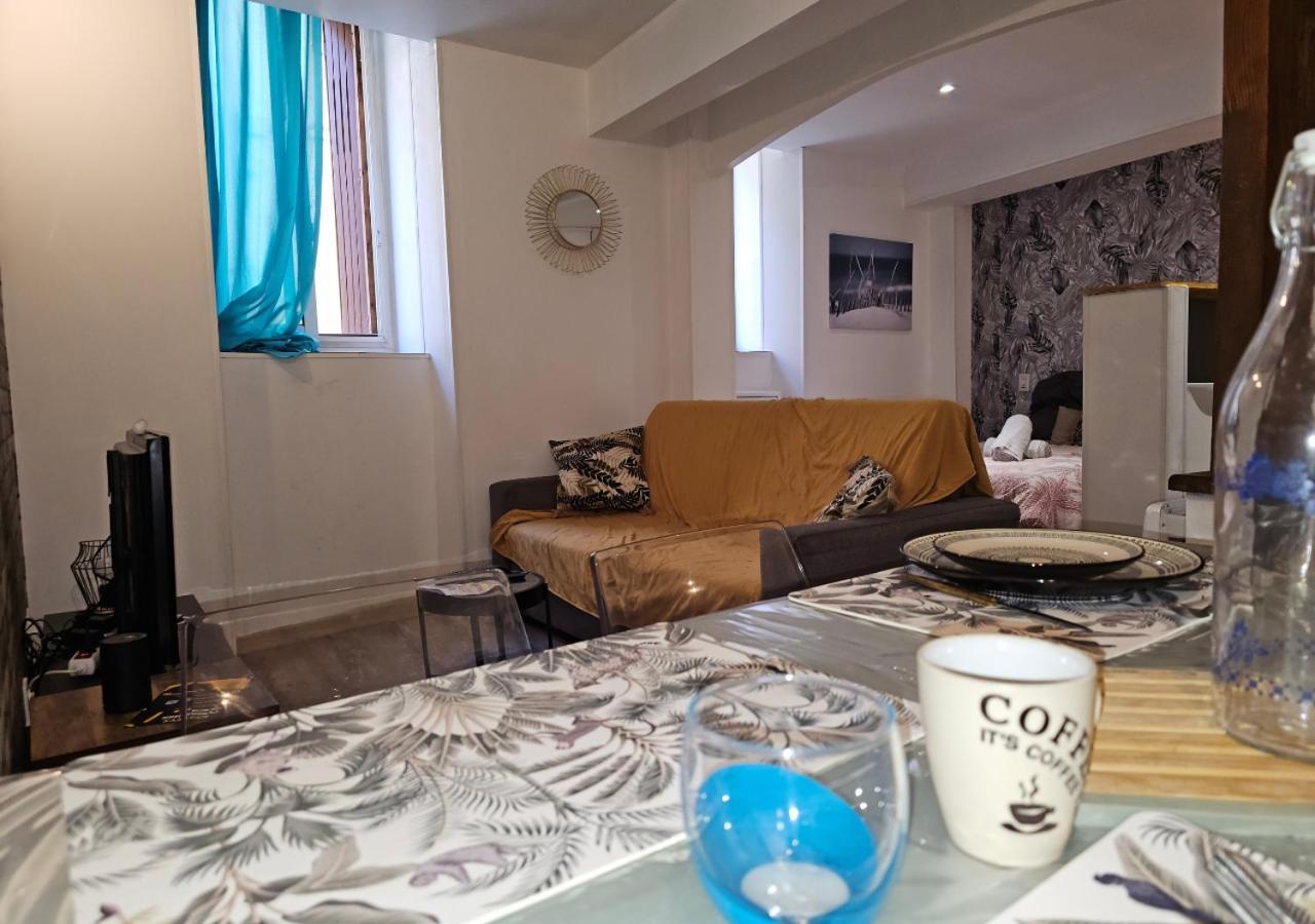 Апартаменты Le Cathare-Limoux-Wifi-Parking Free-Oc-Keys Экстерьер фото